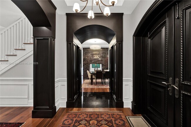 Photo - 932 Escobar Ave