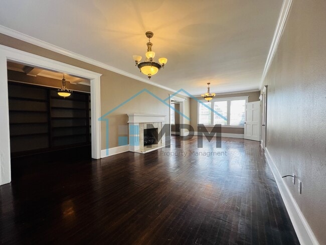 Photo - 511 Bres Ave