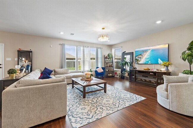 Photo - 1601 Sonny Dr