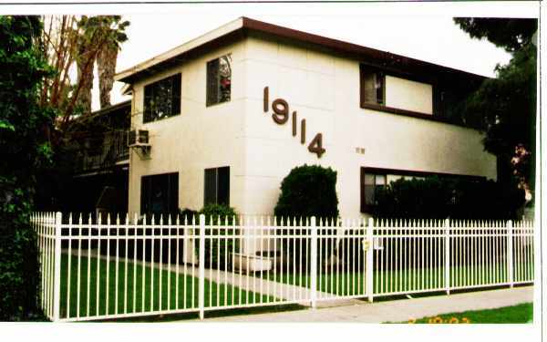 Photo - 19114 Sherman Way
