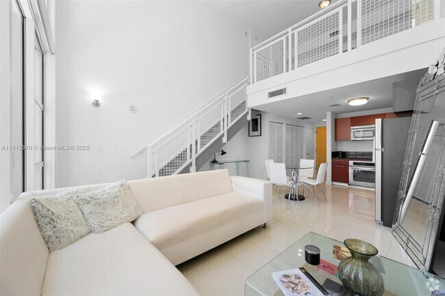 Building Photo - 244 Biscayne Blvd Unit 451 Rental