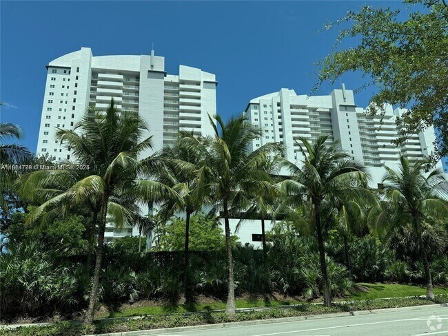 Building Photo - 15051 Royal Oaks Ln Unit 701 Rental