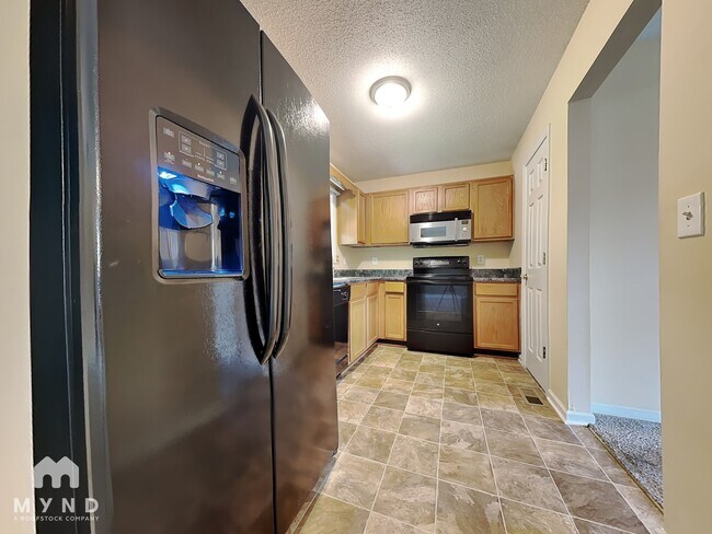 Photo - 413 River Trace Dr