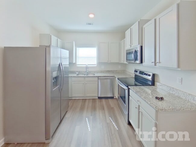 Photo - 412 Wallace Cir