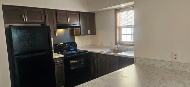 Brainard Street Apartments