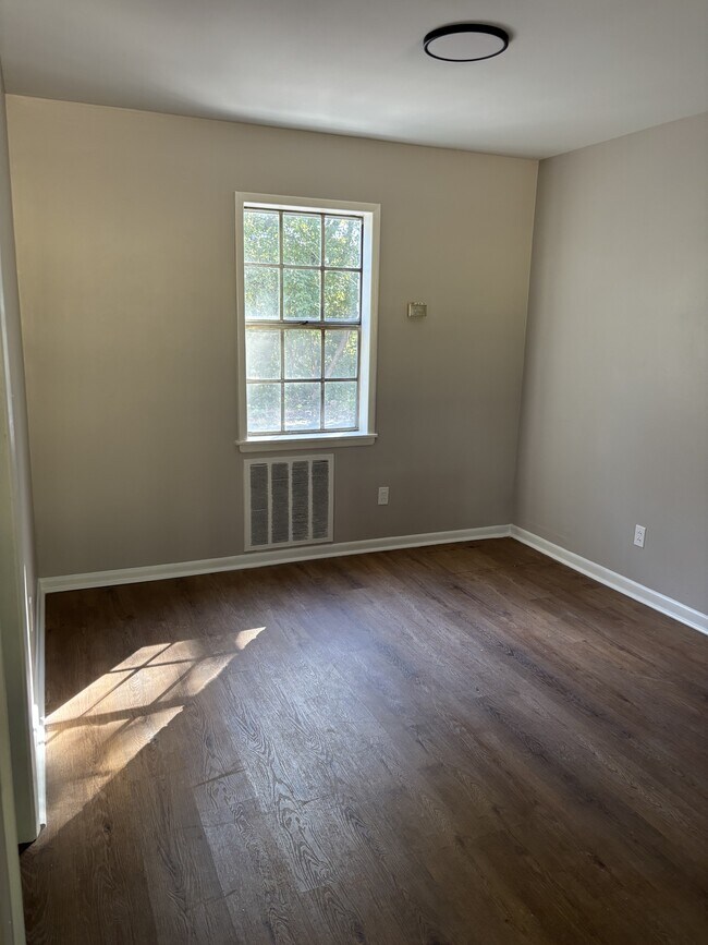 254 Lake Dr Unit 3
