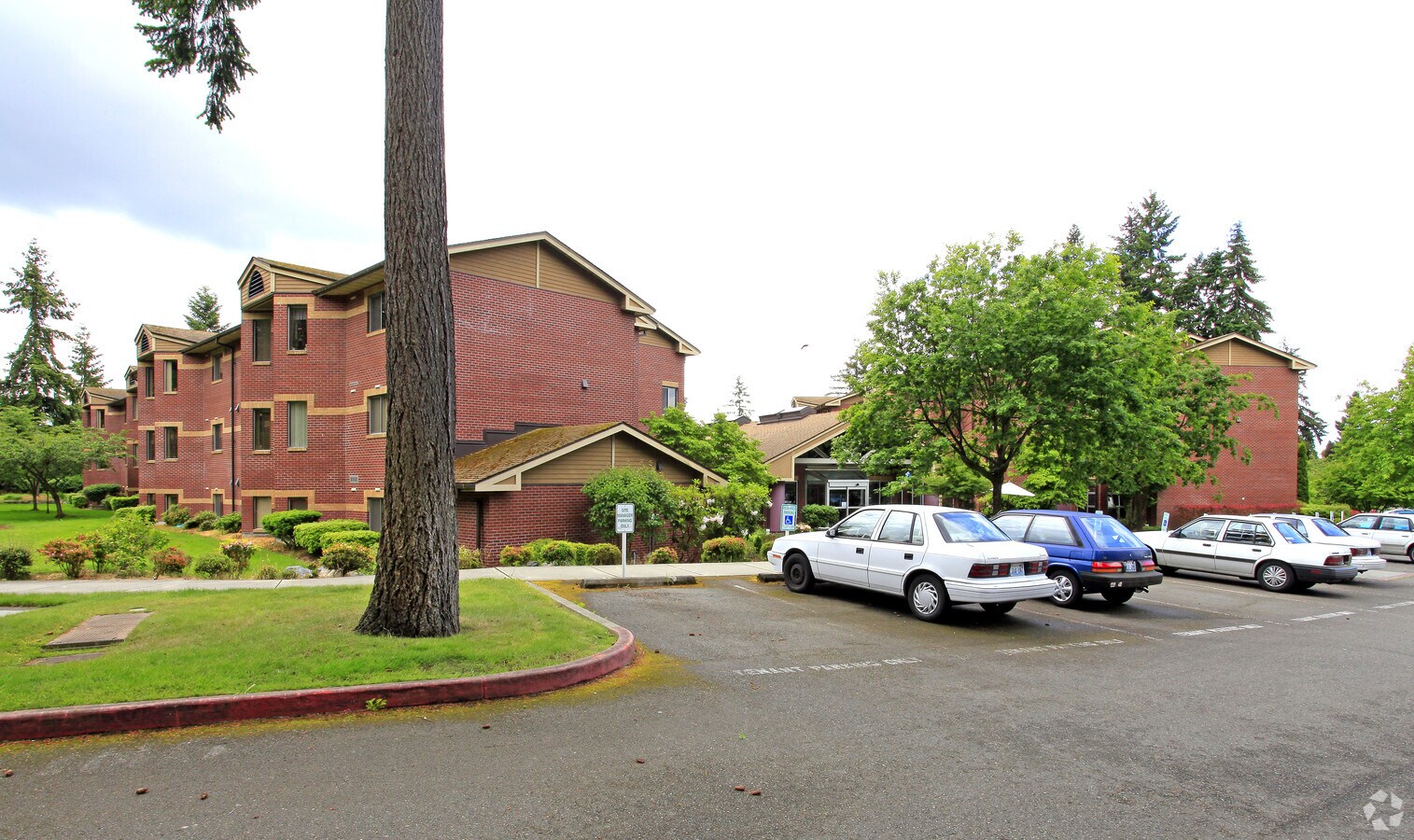 Photo - Houser Terrace