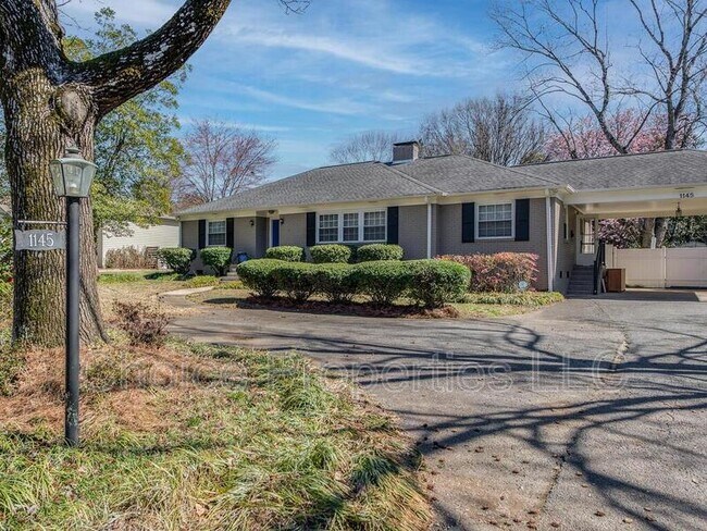 Photo - 1145 S Wendover Rd