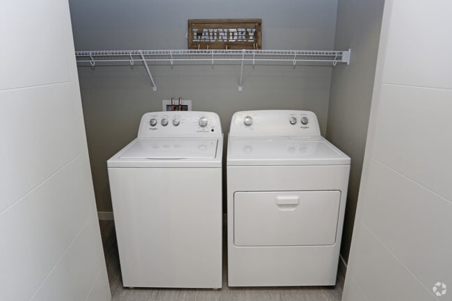 2BR, 2BA, Model - 900 SF
