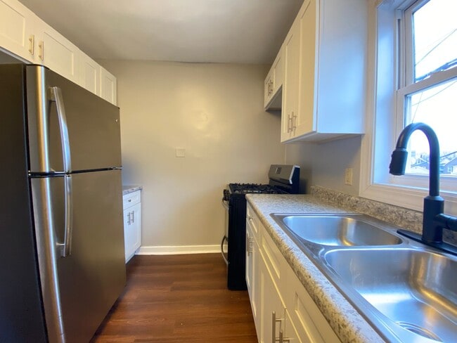 Photo - 2240 White Oak Ave Unit Rear