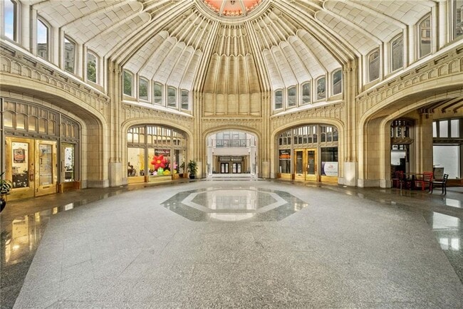 Photo - 57 Forsyth St NW Unit 16G