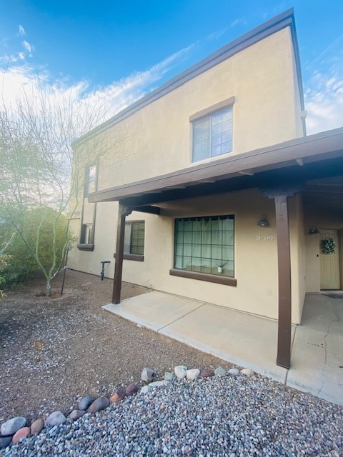 Building Photo - For Rent Rental