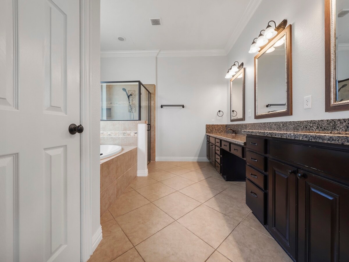 Photo - 5430 Tyler Park Ln