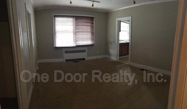 Photo - 1107 Richmond Rd