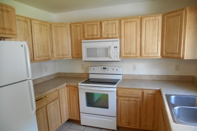 Photo - 307 W 21st St