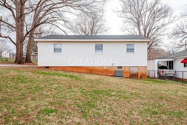 Photo - 529 Oakland Ave