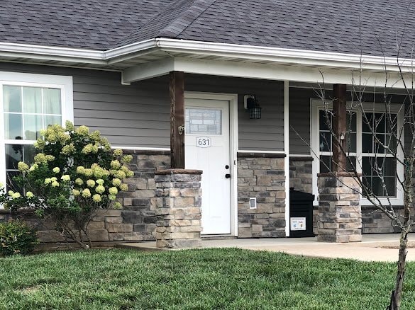 Building Photo - 631 Armitage Dr