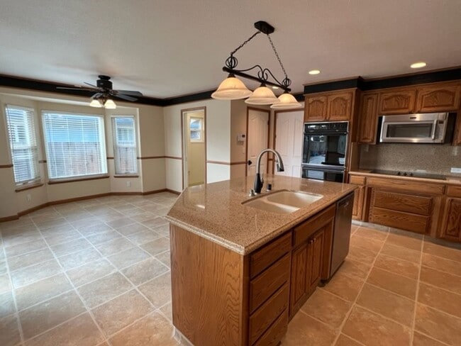 Photo - SPACIOUS 4 BEDROOM HOME IN SOUTH SALINAS