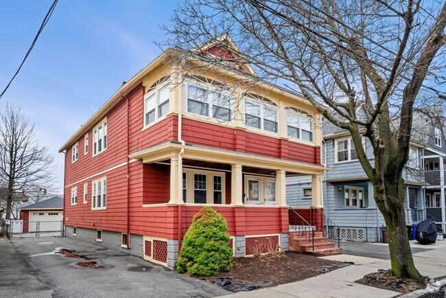 Building Photo - 142 Oakland St Unit #1 Rental