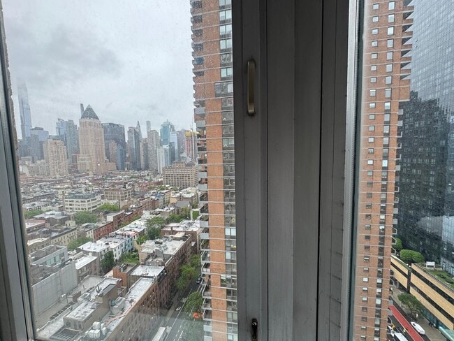 Photo - 500 W 43rd St Unit 26D