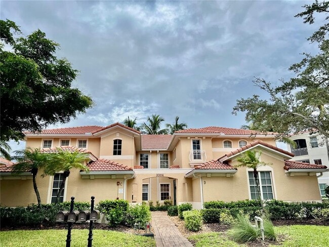 Building Photo - 3304 Sunset Key Cir Unit D Rental