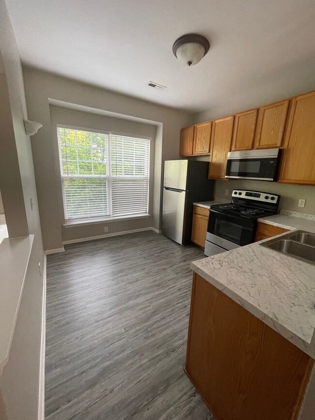 Photo - RoyalCeladon6454 Unit 1