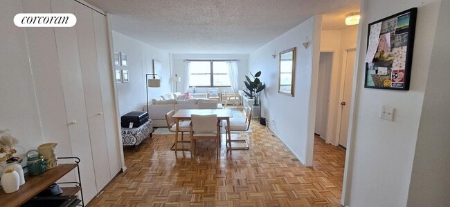 Photo - 401 Second Avenue 22E
