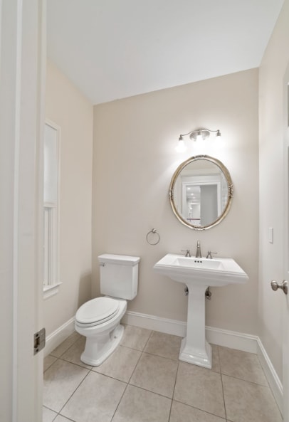 Photo - 15 Edgemoor Cir