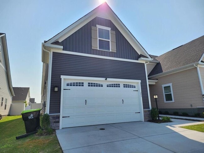 Photo - 257 Riley Wy