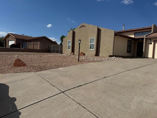 Photo - 4765 Limestone Dr NE