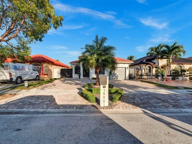 Photo - 19901 NW 77th Ct