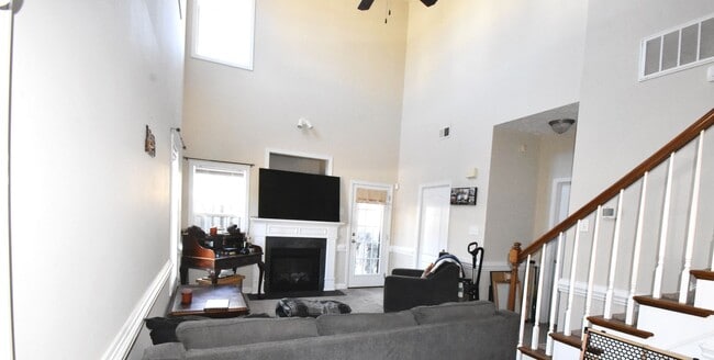 Photo - Coming Soon~ 3 Bedroom 2.5 Bathroom Townhome~ Large Corner Lot
