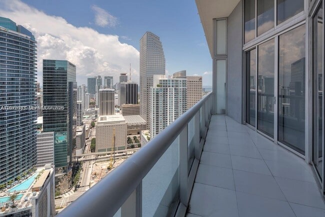Photo - 465 Brickell Ave Unidad 4104