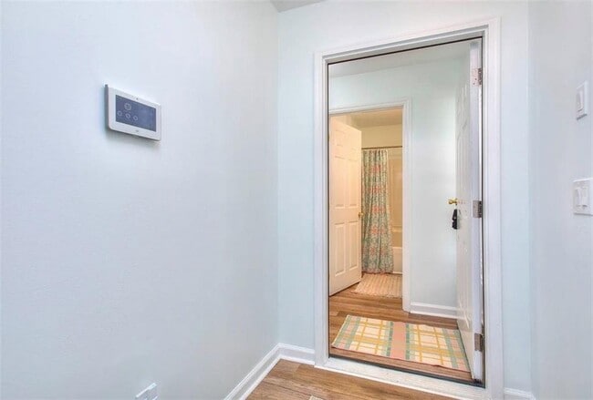 Photo - 1288 Lucile Ave SW