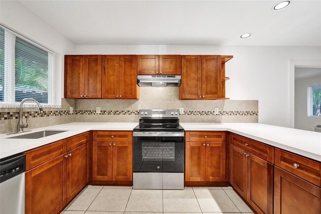 Photo - 30 SW 8th St Unit 1