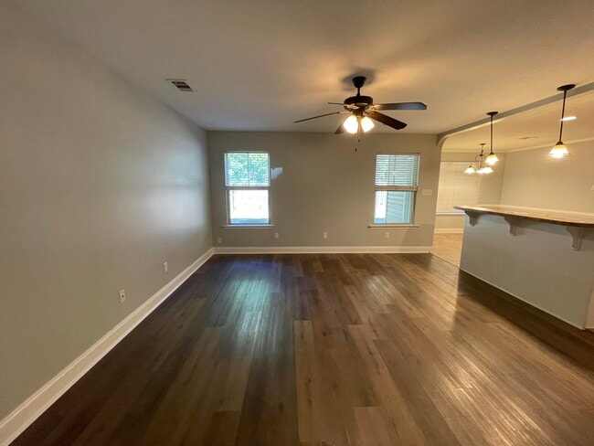 Photo - 1132 Sierra Ln