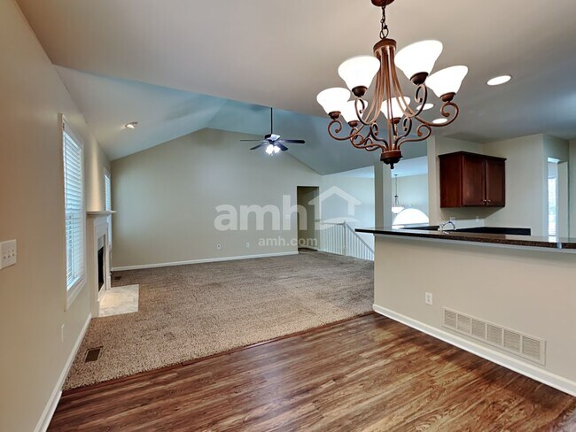 Photo - 47 Brookview Ln