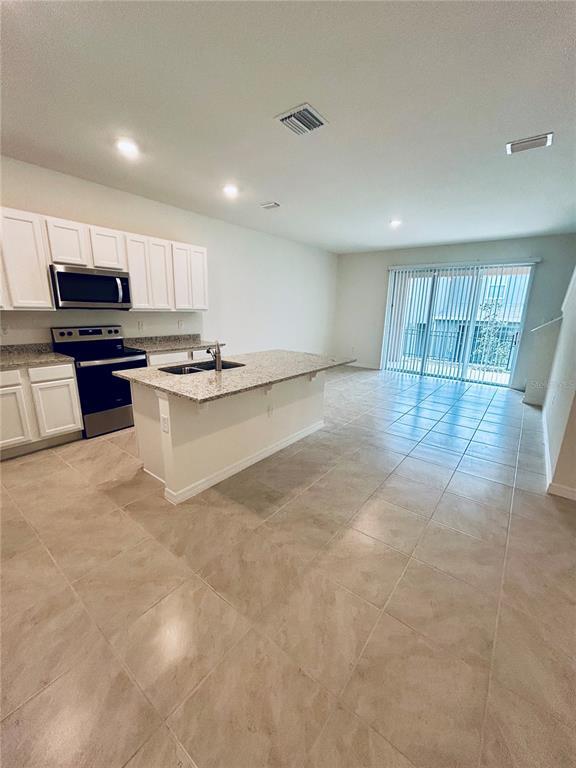 Photo - 1535 Lumber Ave