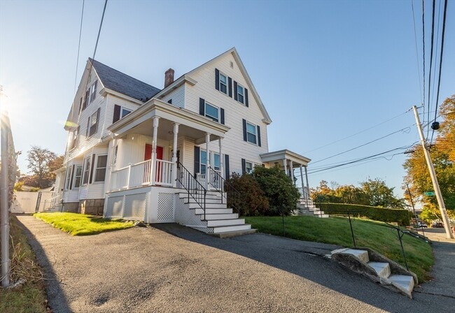 Photo - 151 Methuen St