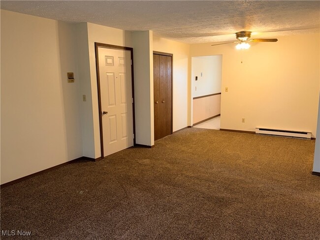 Photo - 46 Carter Cir Unit 3