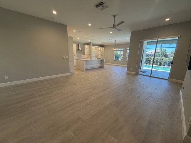 Photo - ANNUAL RENTAL - 3 BED / 2 BATH POOL HOME IN AUTUMN WOODS