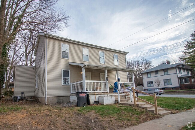 Building Photo - 803/805 N 7th St Unit 805 N 7th St Rental