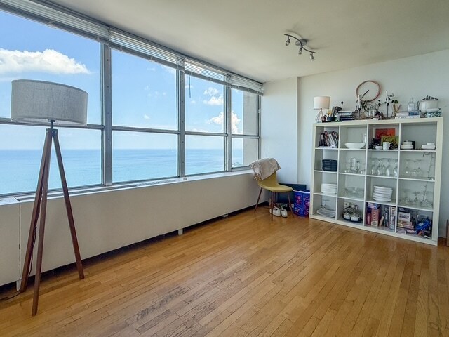 Photo - 655 W Irving Park Rd Unit 4702