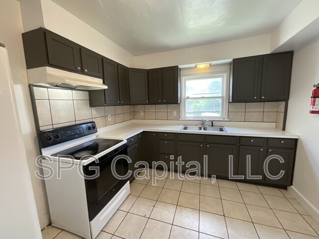 Photo - 286 W Jackson St