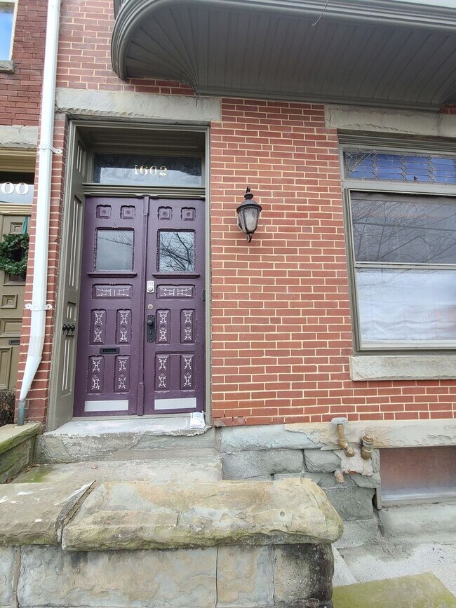 Photo - 1602 N 3rd St Unidad 1