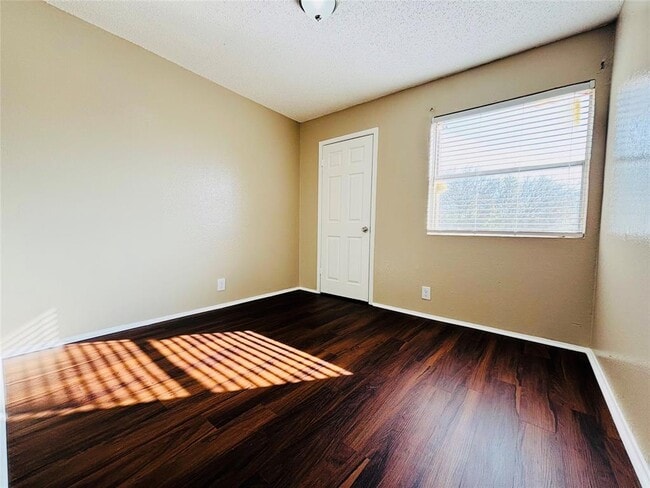 Photo - 10309 Brownie Dr