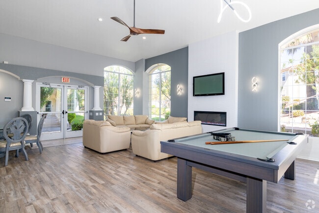 Interior Photo - The Pavilions at South Fork