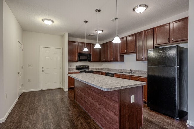 3 Br, 2 Ba - 1494 SF - Winchester Village Apartments