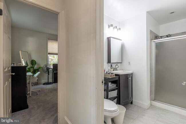 Photo - 1631 Green St Unidad B