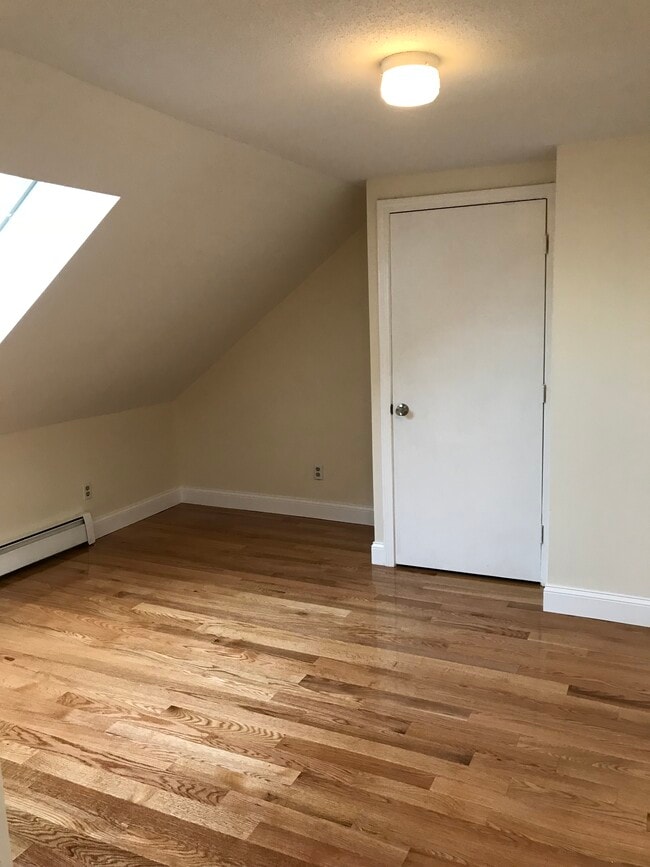 Photo - 725 Bridge St Unidad 3